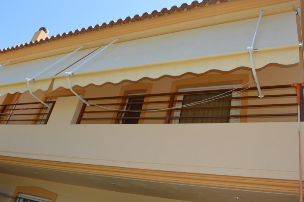 Villa Avatos - Near To The Port Of Rafina And The Airport Of Athens Agios Spyridon  Extérieur photo
