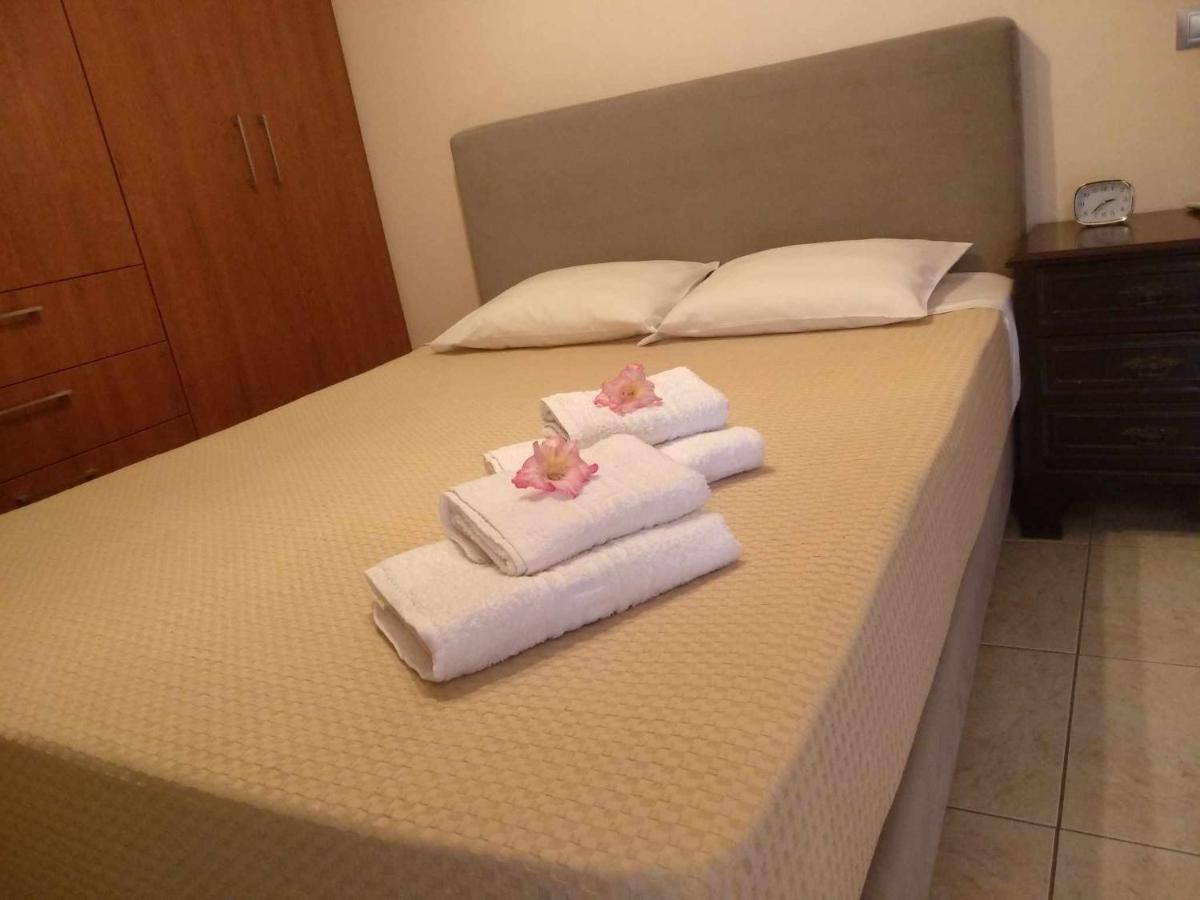 Villa Avatos - Near To The Port Of Rafina And The Airport Of Athens Agios Spyridon  Extérieur photo